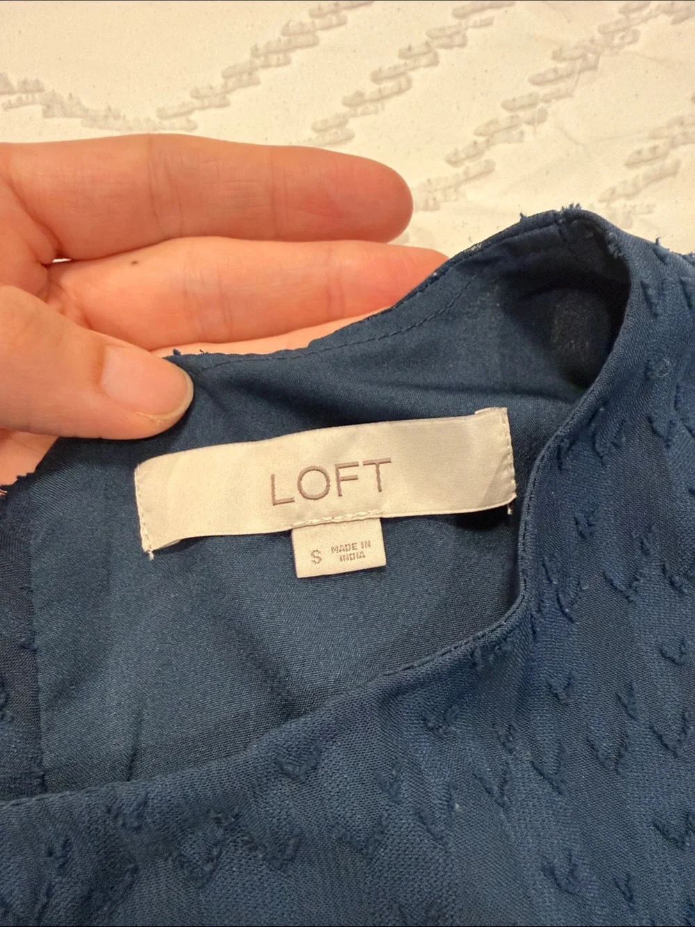 LOFT Blue Textured Long-Sleeve Women's Blouse